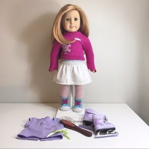 2008 American Girl doll Mia and accessories bundle